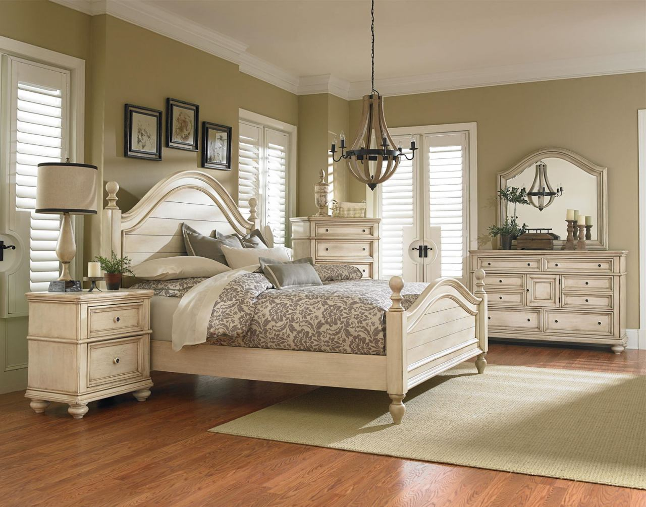 Standard Furniture Chateau Poster Bedroom Set In In Bisque Paint inside size 1280 X 1005