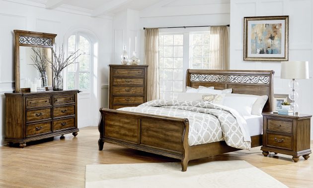 Standard Furniture Monterey 4 Piece Sleigh Bedroom Set In Caramel Pine with regard to proportions 1600 X 1257