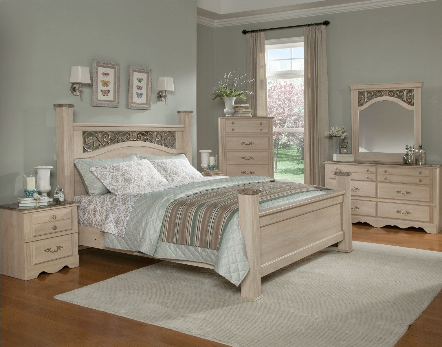 Standard Furniture Torina Poster Bedroom Set In Light Cream in size 1527 X 1200