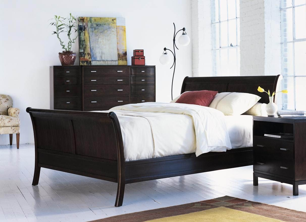 Stickleys Modern Sleigh Bed Bedrooms Sleigh Beds Bedroom for proportions 1212 X 879