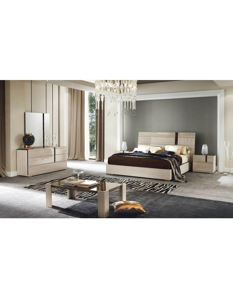 Teodora 6 Piece Queen Bedroom Set with sizing 800 X 1024