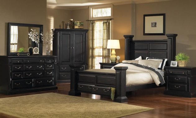 Torreon Antique Black Panel Bedroom Set with sizing 1300 X 1100