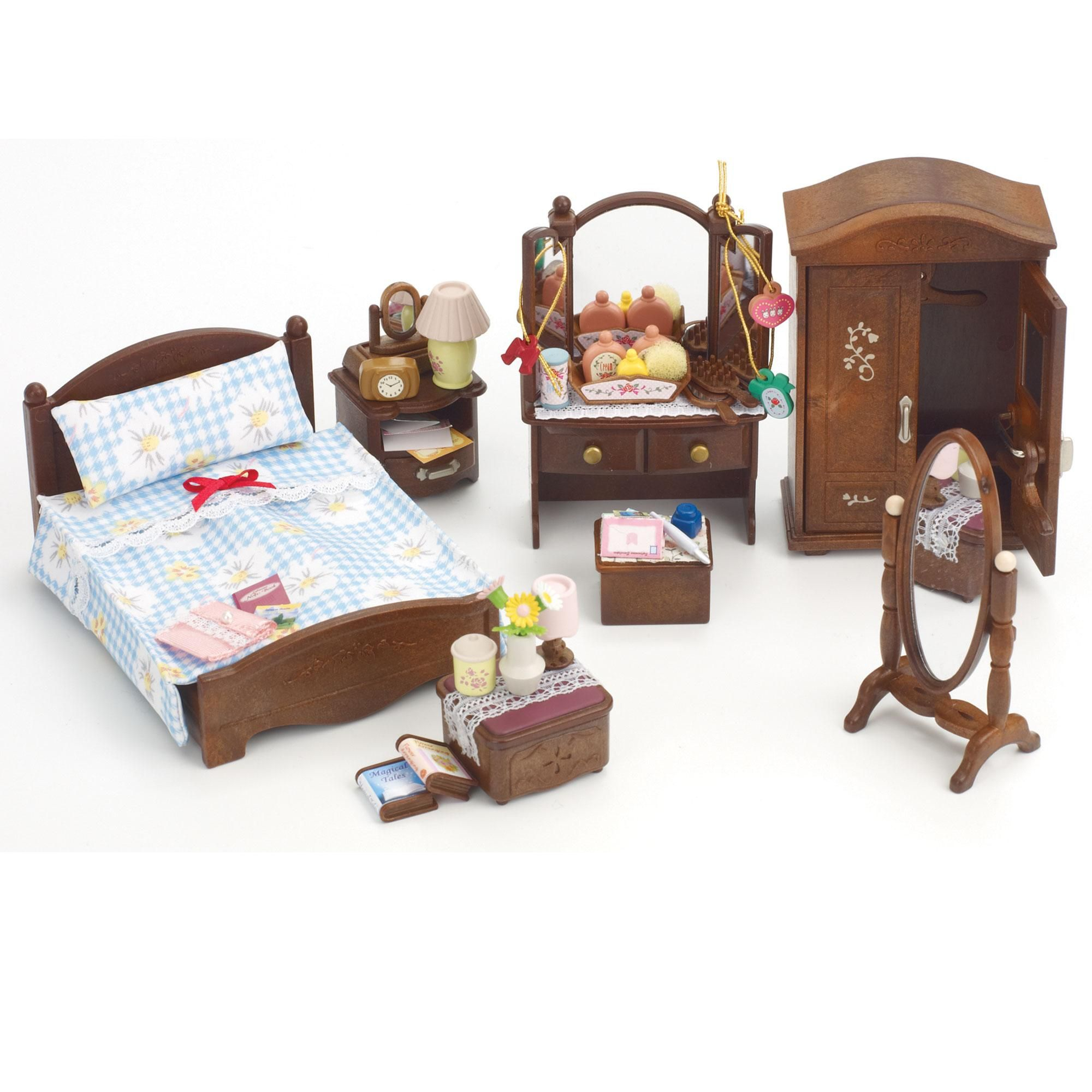 Toys Sylvanian Families Deluxe Master Bedroom Set Cheekii with regard to proportions 2000 X 2000