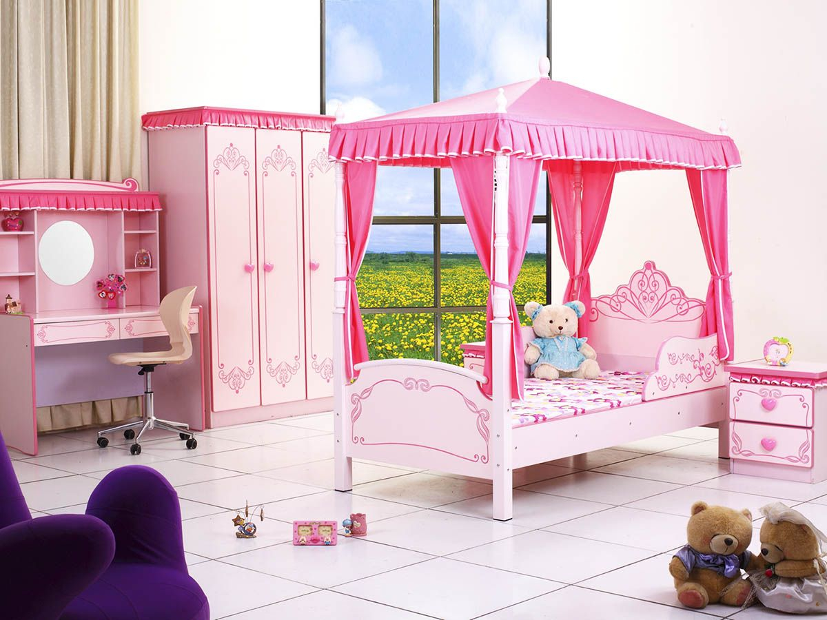 Traditional Color For Girls Bed Room Is Pink Princess Palace throughout proportions 1200 X 900