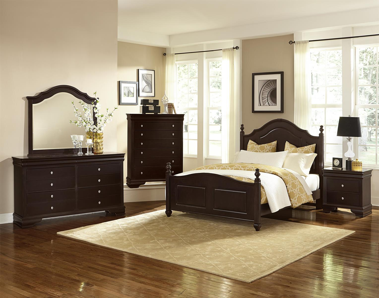 Vaughan Basset French Market 4pc Poster Bedroom Set In Antique Merlot inside proportions 1528 X 1200