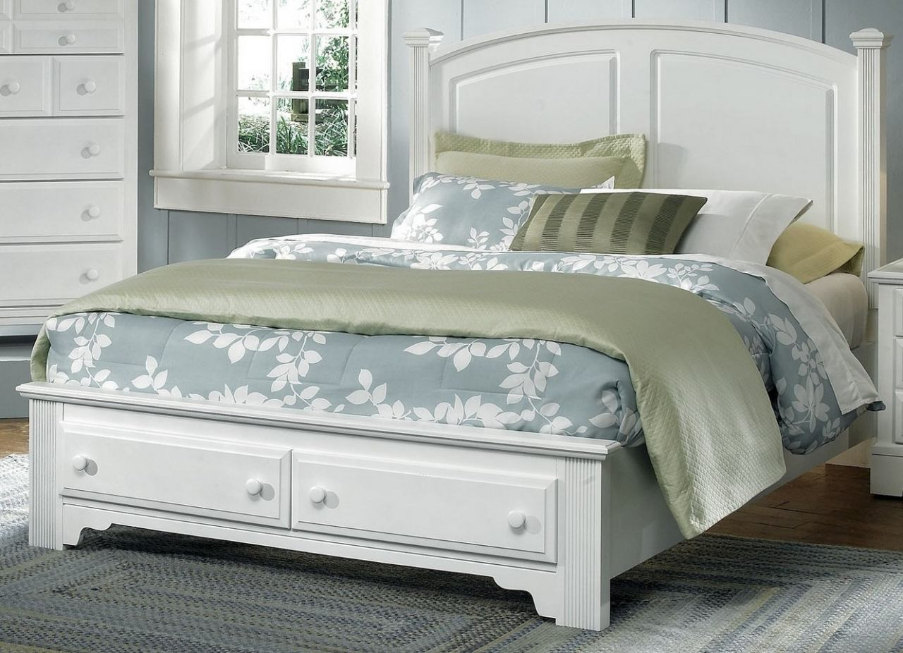 Vaughan Basset Hamiltonfranklin Queen Panel Storage Bed In Snow White for proportions 1280 X 926