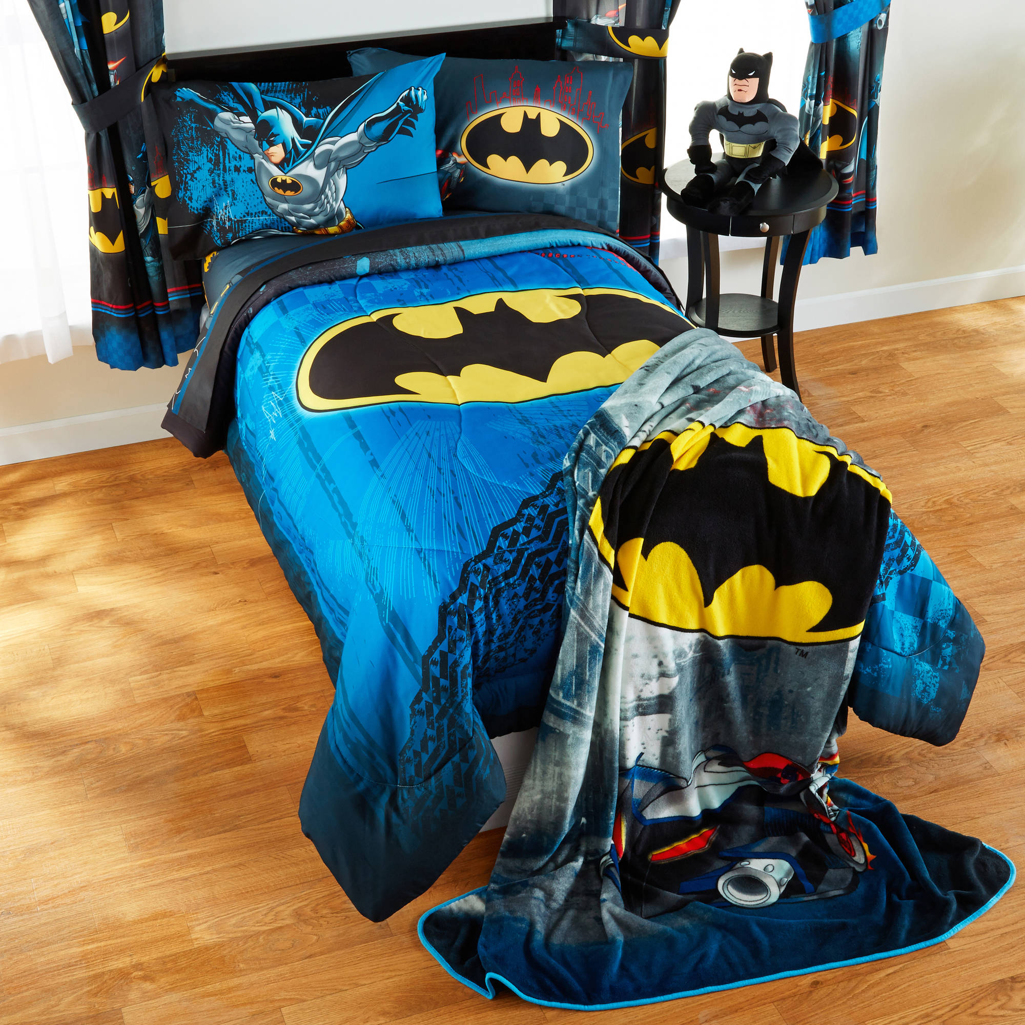 Warner Brothers Batman Guardian Speed Bedding Sheet Set in sizing 2000 X 2000