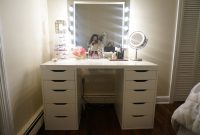 White Bedroom Vanity Bedroom Vanity Sets With Lighted Mirror in proportions 4912 X 3264