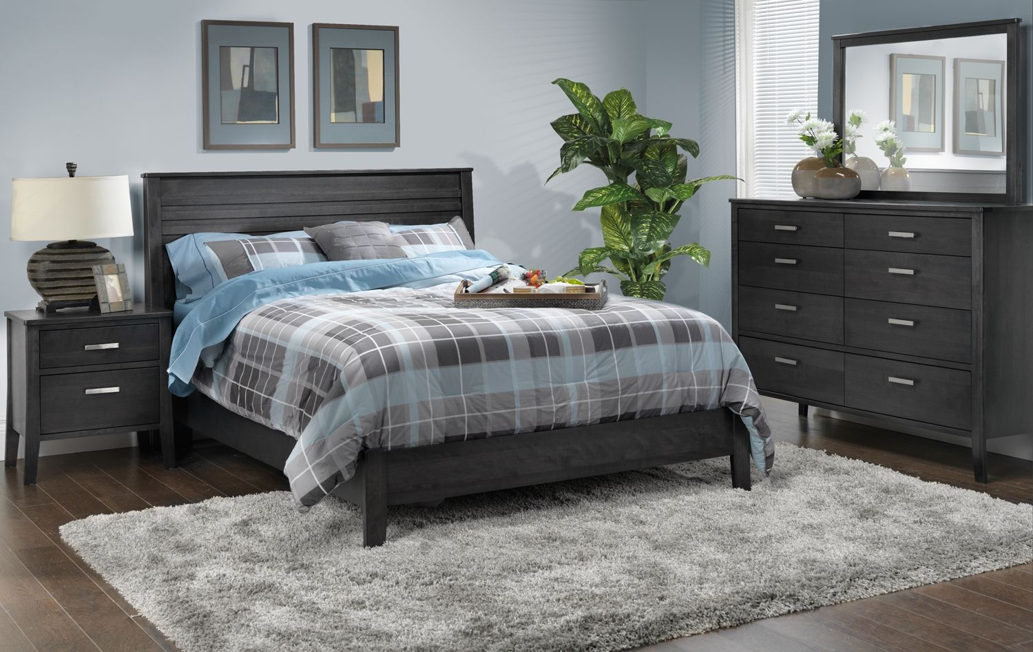 Yorkville Bedroom 5 Pc Queen Bedroom Set Leons Bedroom with regard to sizing 1500 X 947