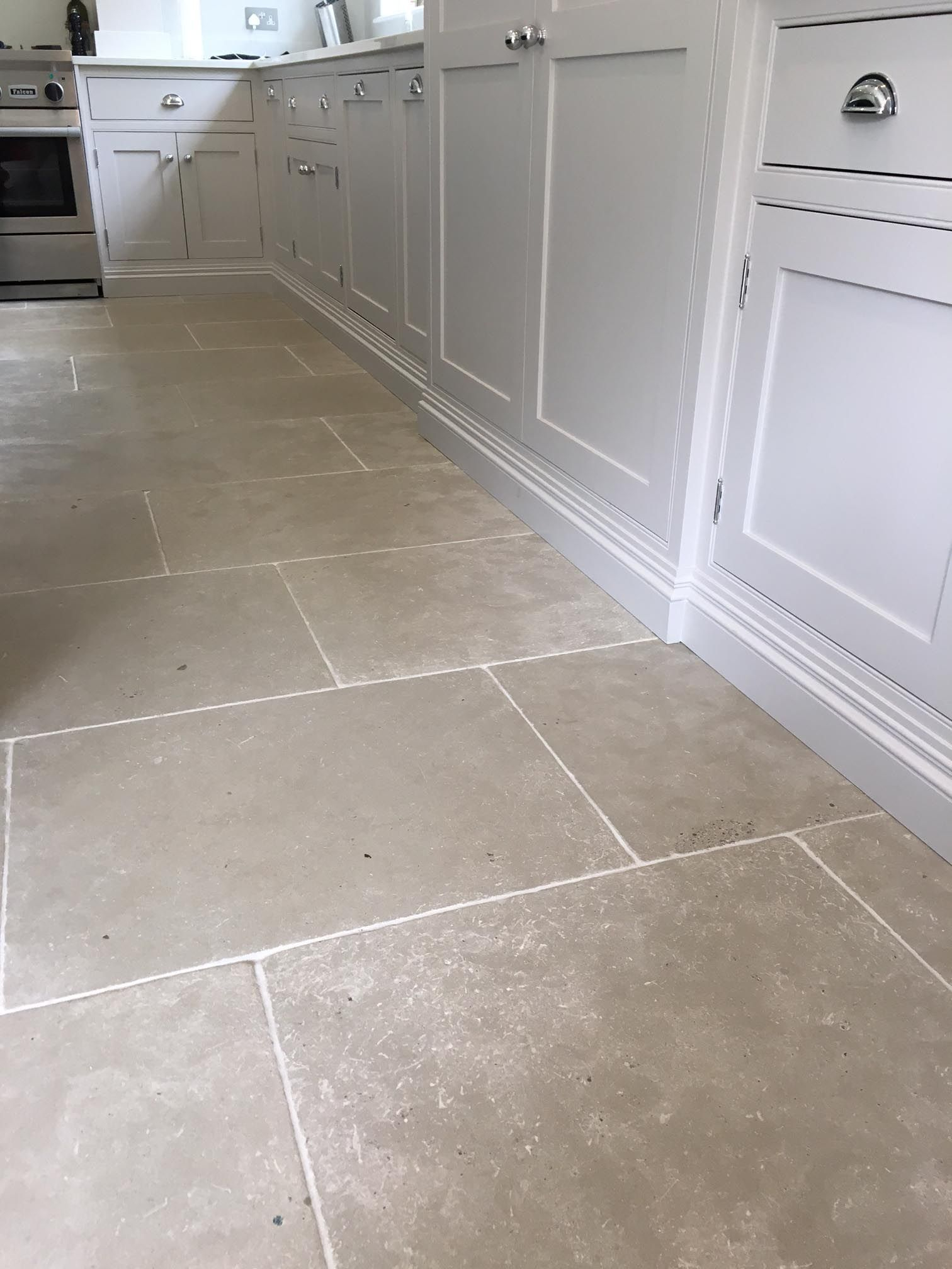 Chalon Grey Limestone Tiles In 2019 Kitchen Flooring Home within sizing 1512 X 2016