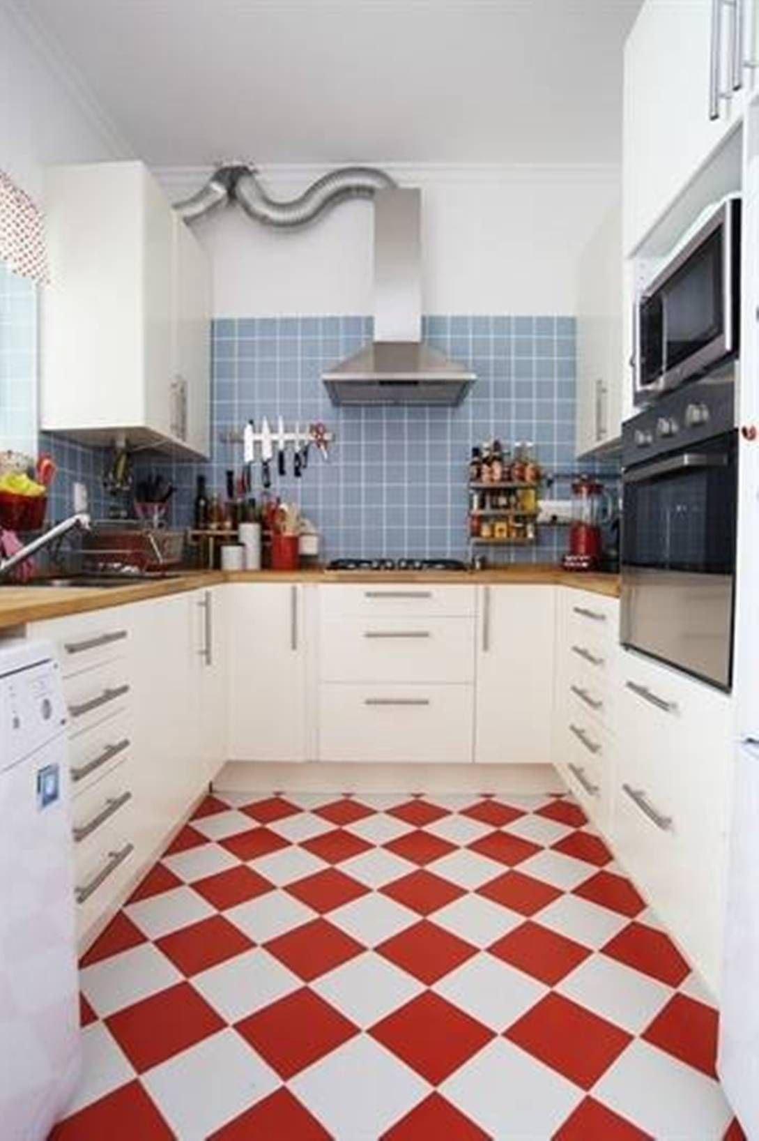 checkerboard floor tile