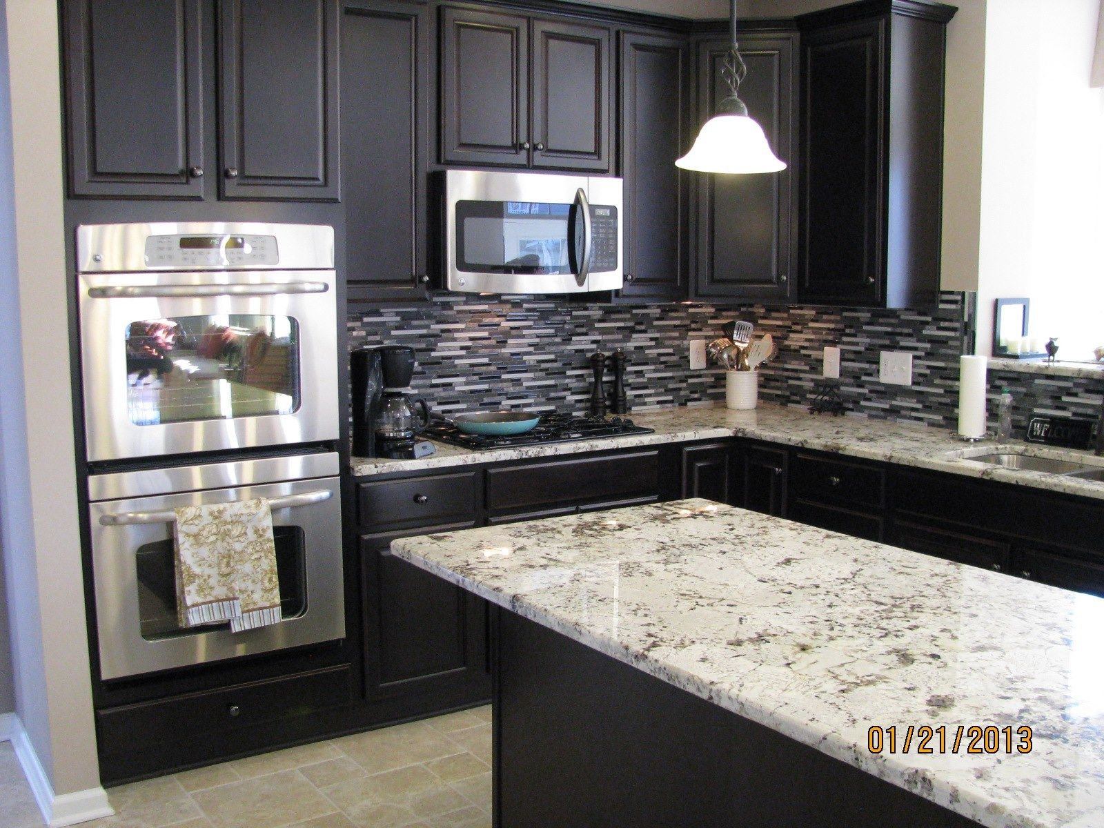 Kitchen Cabinet And Granite Color Combinations In 2019 intended for dimensions 1600 X 1200