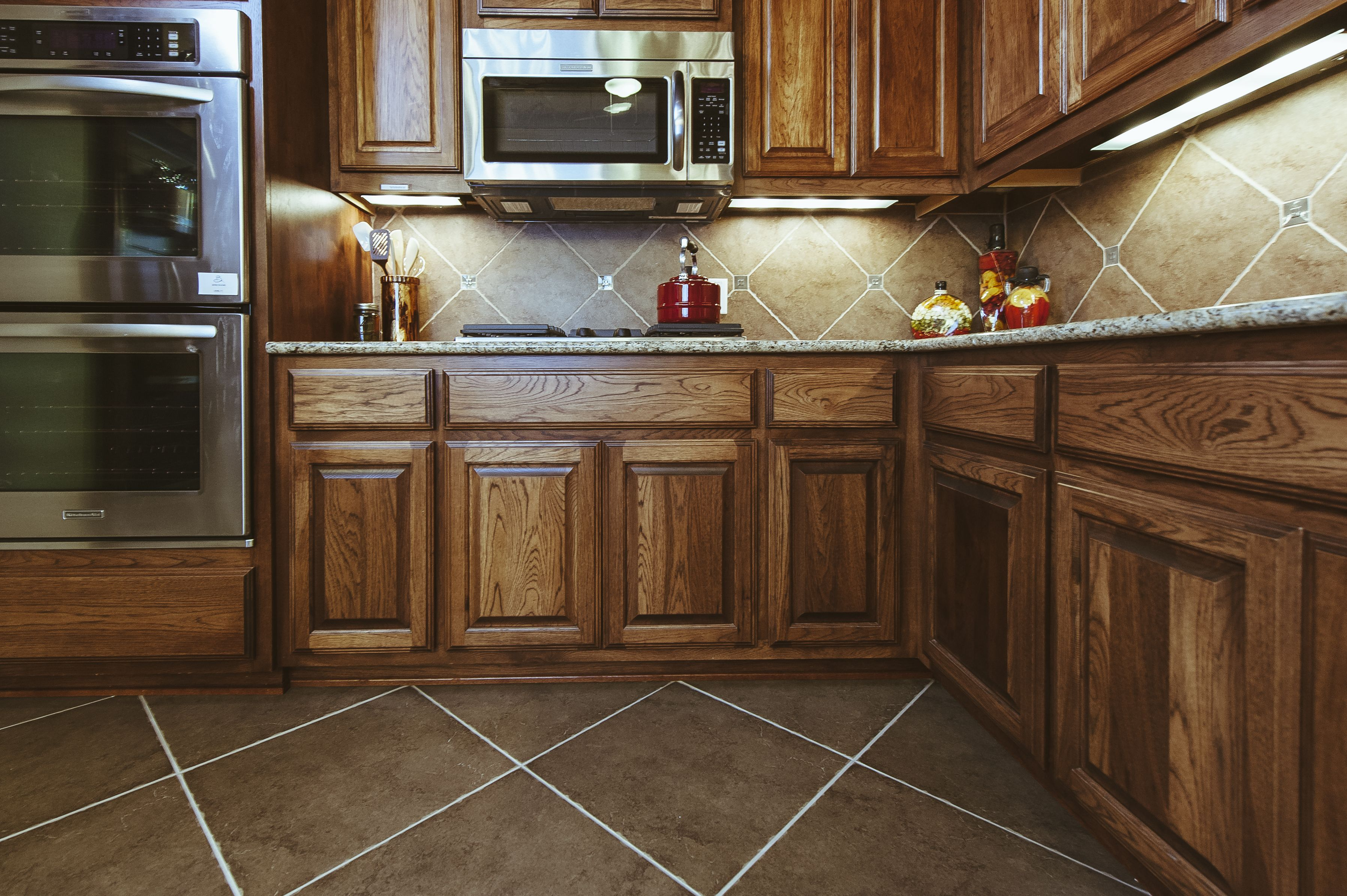 Kitchen Flooring Ideas To Match Oak Cabinets Oak Kitchen regarding size 3593 X 2391