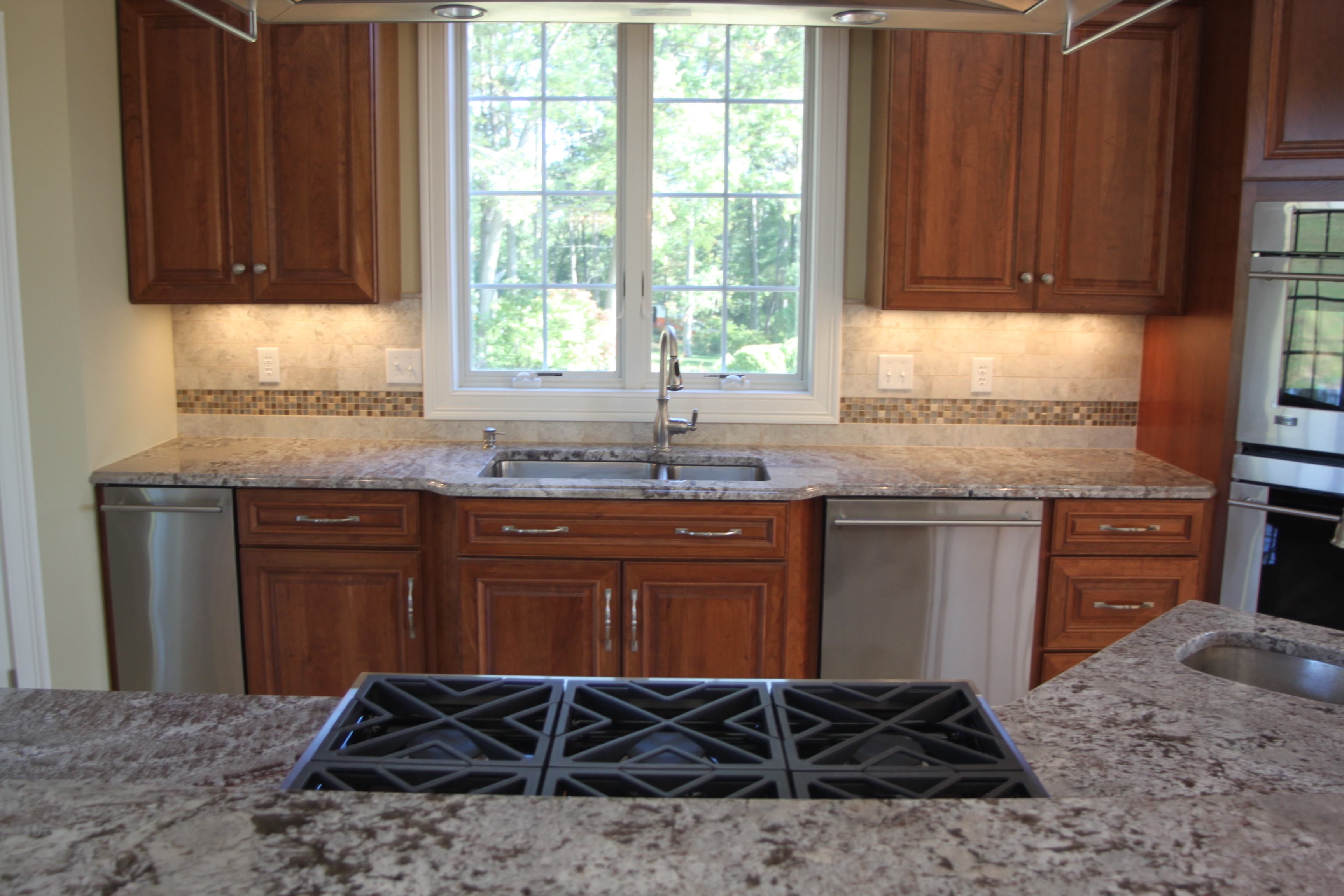 Matching Countertops To Cabinets Dalene Flooring with regard to sizing 3456 X 2304