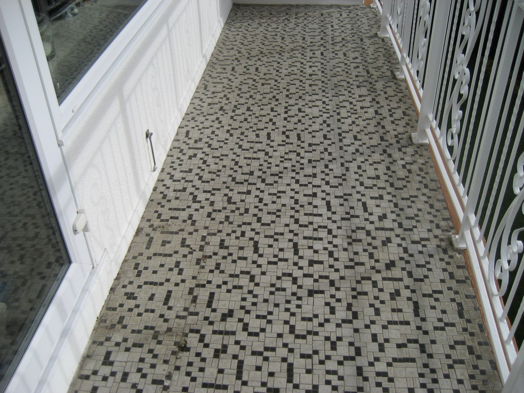 Polishing Marble Mosaic Balcony Tiles In Bournemouth Tile regarding size 1024 X 768
