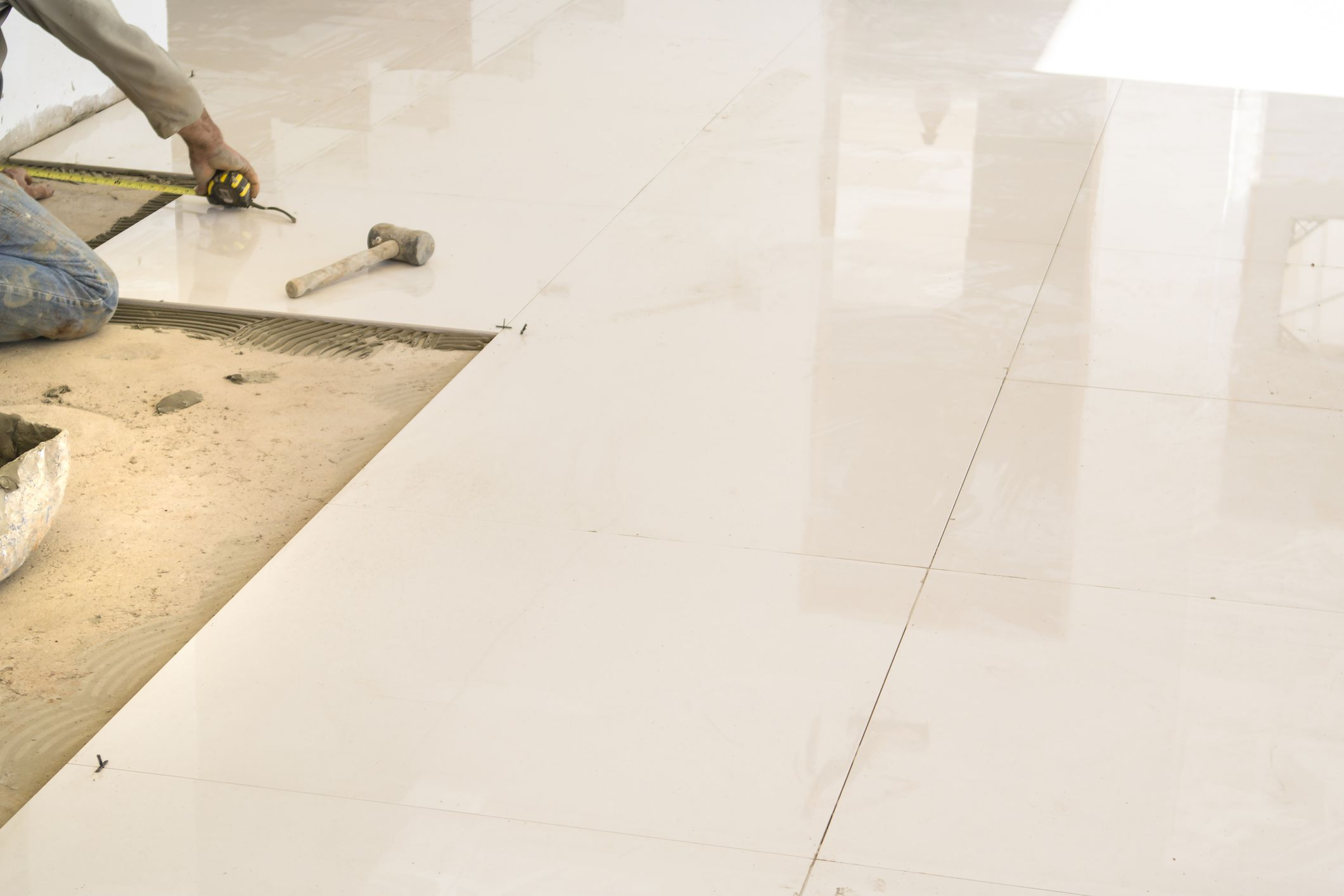 Pros And Cons Of Porcelain Floor Tile throughout measurements 2121 X 1414